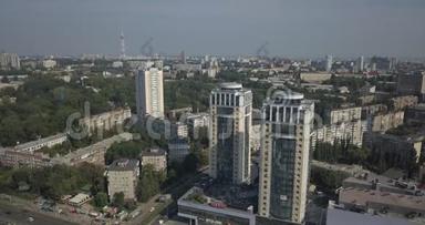 基辅市中心的现代化天际线建筑剪影。 4k4096x2160像素